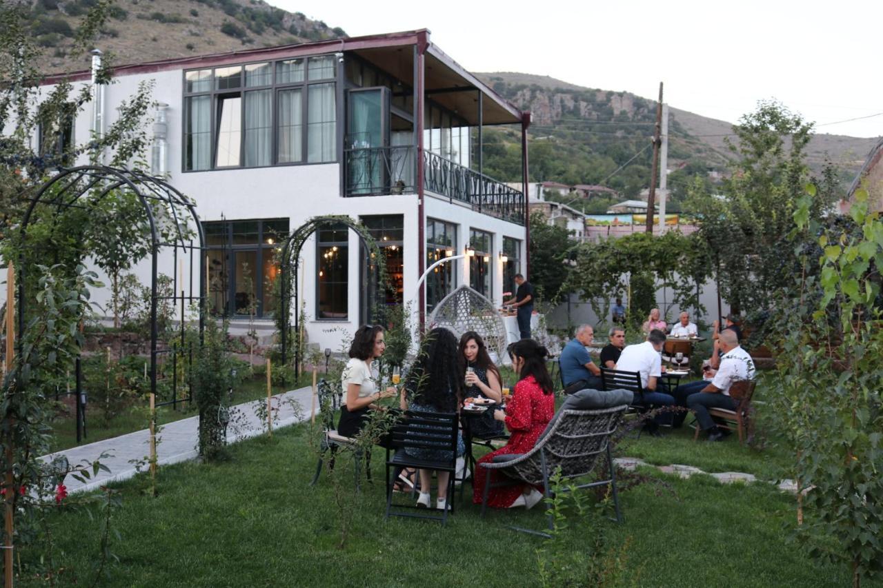 Redroof Country House Hotel Goris Buitenkant foto