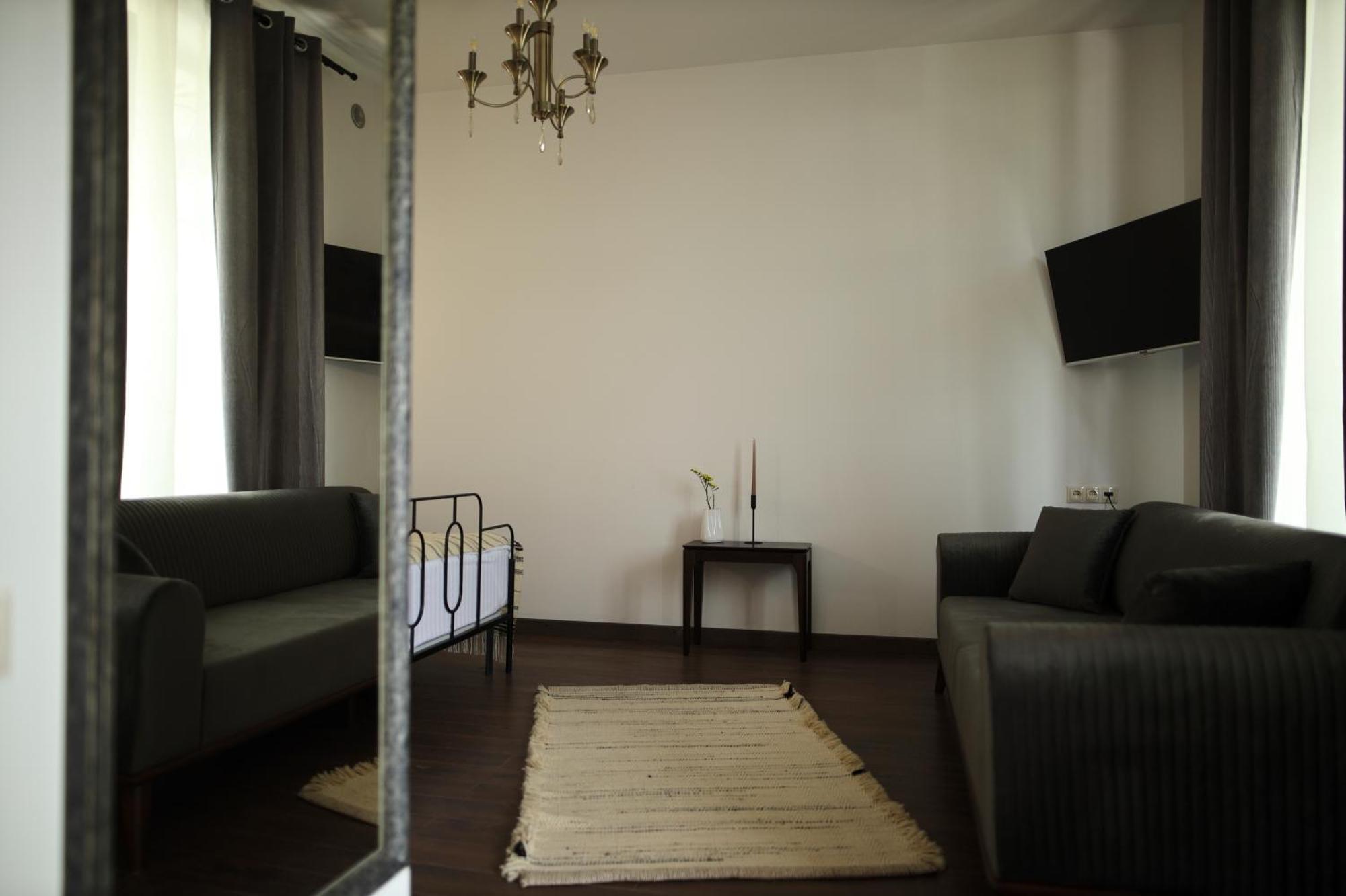 Redroof Country House Hotel Goris Buitenkant foto