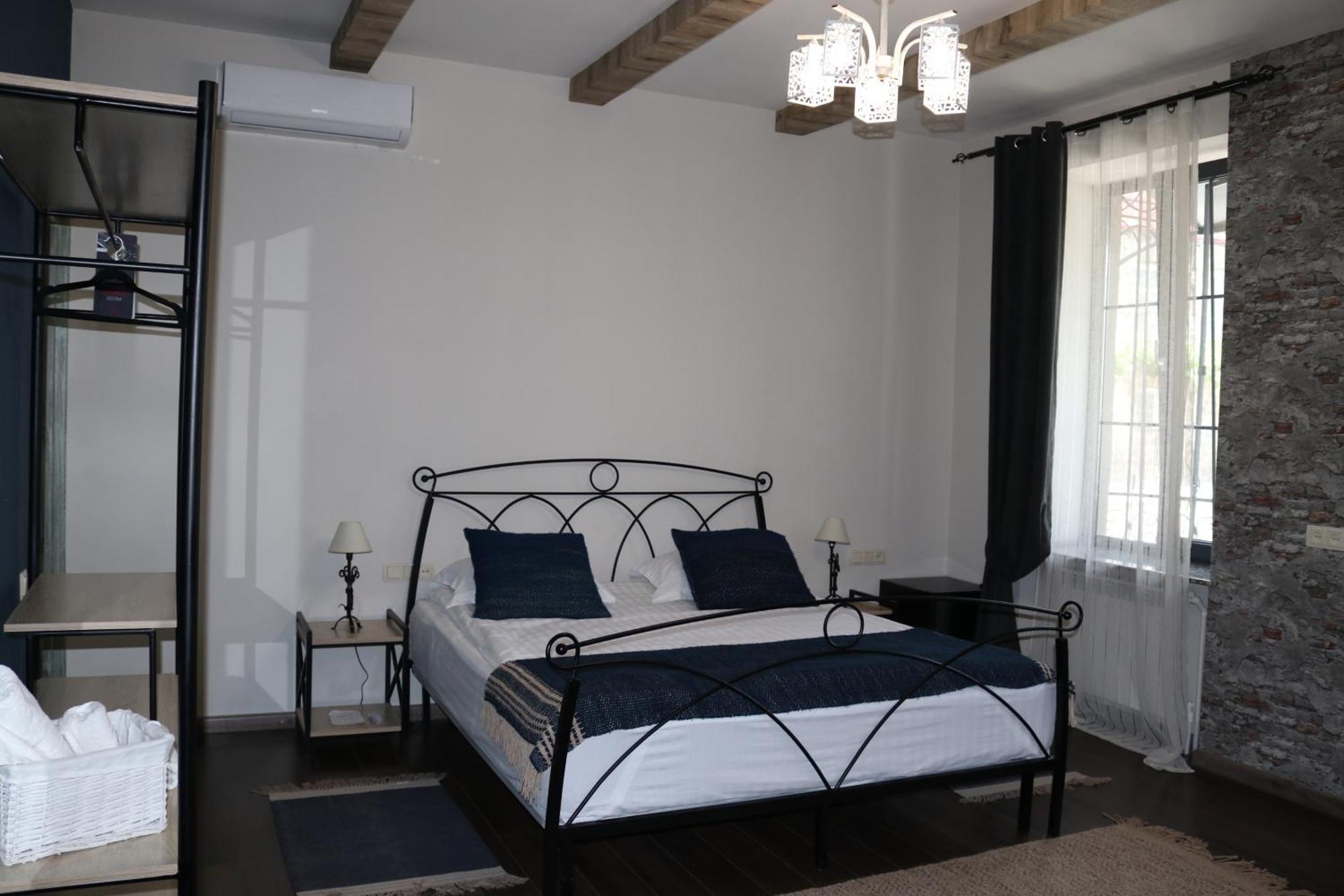 Redroof Country House Hotel Goris Buitenkant foto